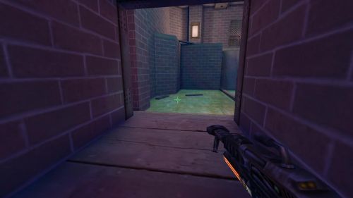 Unreal Tournament 99 First Person gameplay screenshot 6 of 8 - Map: CTF-BT-FlagrantCB.unr - Demo: fa79b36f-91a8-406d-bb7e-3b2bbfa80a72.dem - Gameplay match