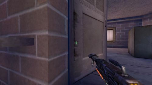 Unreal Tournament 99 First Person gameplay screenshot 3 of 10 - Map: CTF-BT-FlagrantCB.unr - Demo: d1e0de1b-abd0-42b6-8f96-9bc1ae9e1cf7.dem - Gameplay match