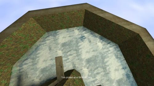 Unreal Tournament 99 First Person gameplay screenshot 8 of 10 - Map: CTF-BT+(CN)KeyQuest.unr - Demo: b431f1f0-167a-4821-bdaa-1020c6e6d4ef.dem - Gameplay match