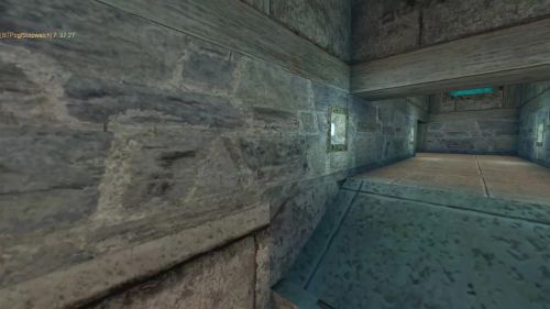 Unreal Tournament 99 First Person gameplay screenshot 6 of 9 - Map: CTF-BT-Claustrophobic-RE.unr - Demo: f5ca4a9b-05c1-4a99-b310-eec117bbf135.dem - Gameplay match